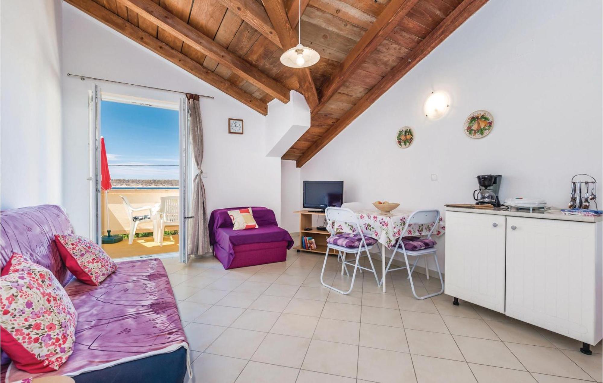 Nice Apartment In Rab With Kitchen Barbat na Rabu Bagian luar foto