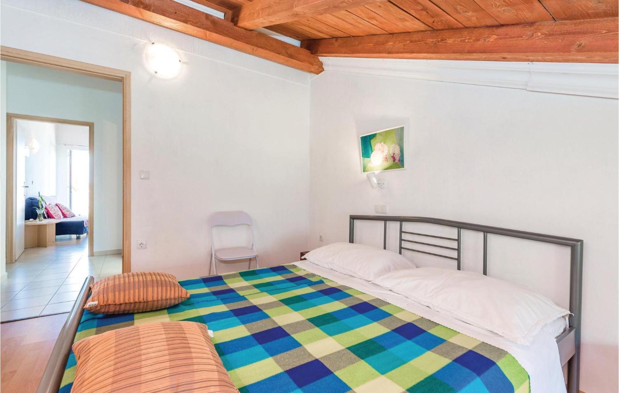 Nice Apartment In Rab With Kitchen Barbat na Rabu Bagian luar foto